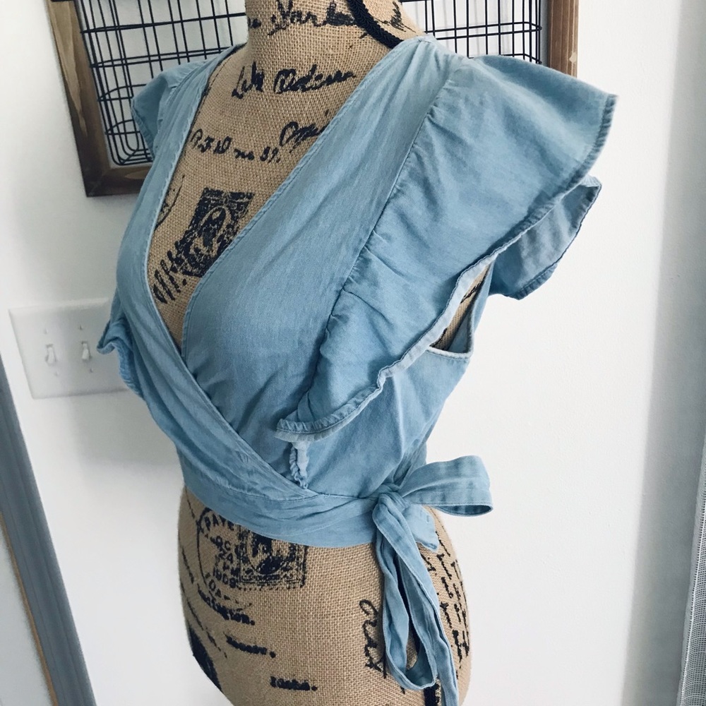 Cropped Wrap Top - Picture 3 of 6